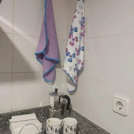 Centrico Y Cosmopolita Appartement Madrid Buitenkant foto